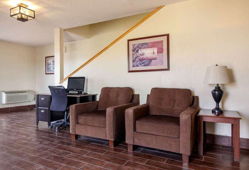 فندق Quality Inn Hays I70