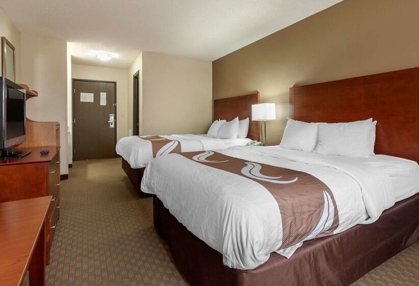 فندق Quality Inn Hays I70