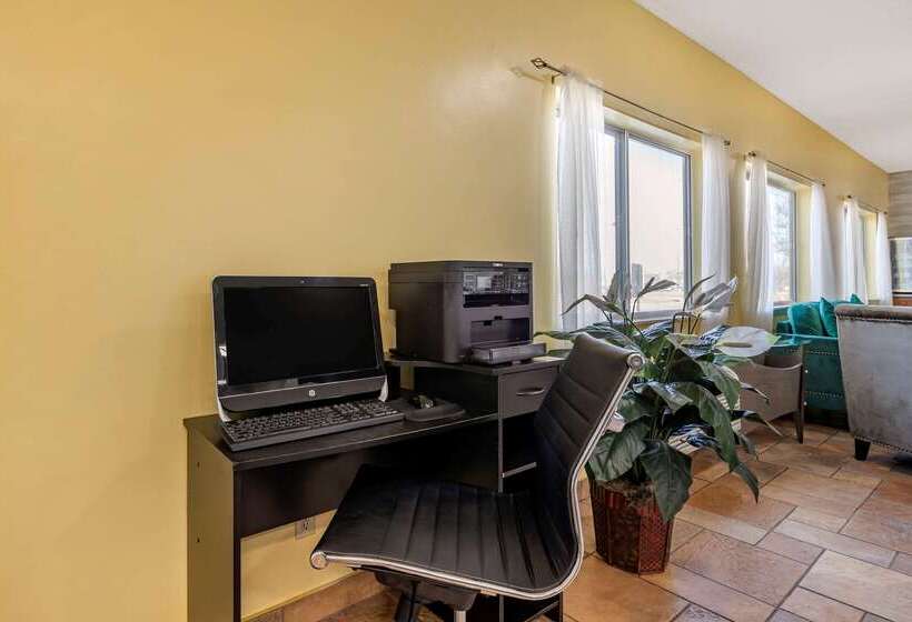 ホテル Quality Inn Kirksville