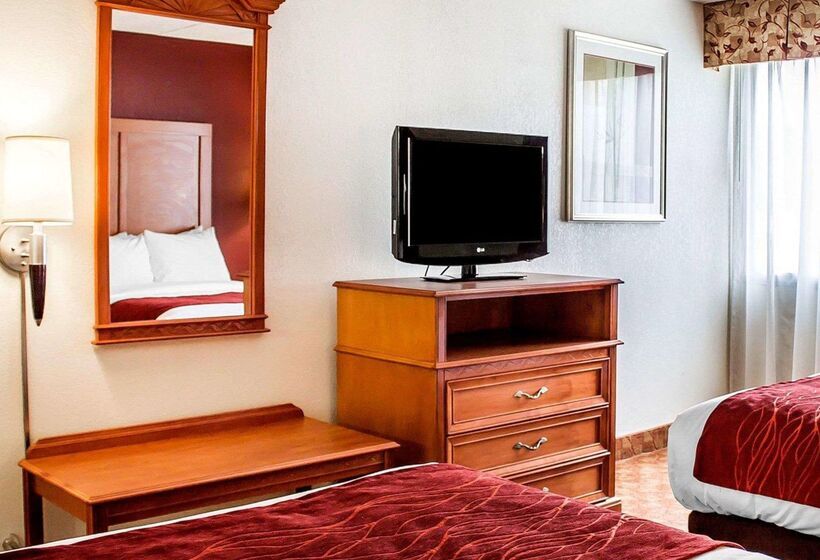 호텔 Quality Inn