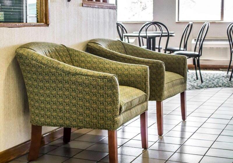 هتل Quality Inn