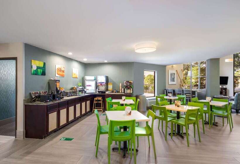 ホテル Quality Inn Near Mcas Cherry Point