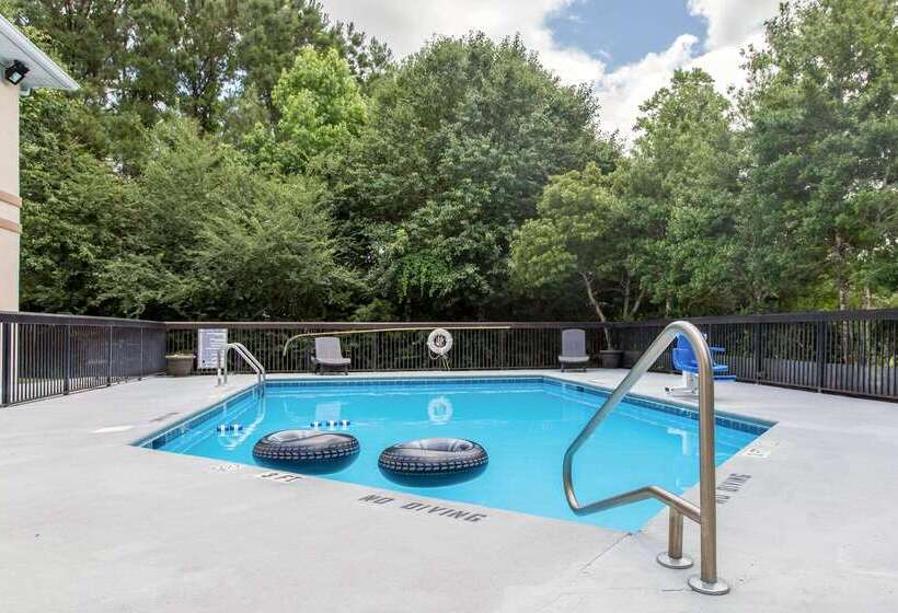 ホテル Quality Inn Near Mcas Cherry Point