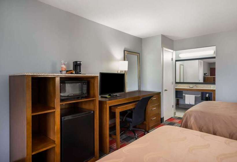 هتل Quality Inn Near Parc Natchitoches