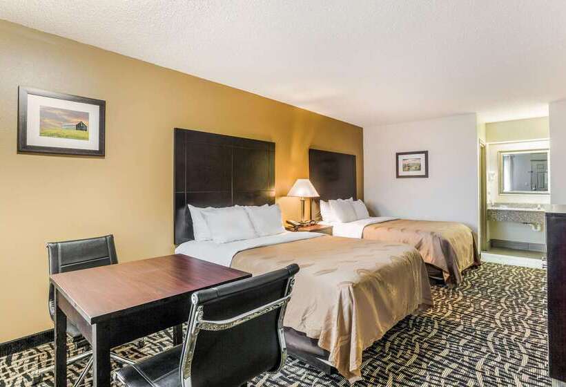 בית מלון כפרי Quality Inn Russellville