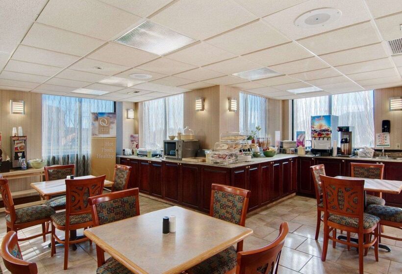 هتل Quality Inn Salem  I81