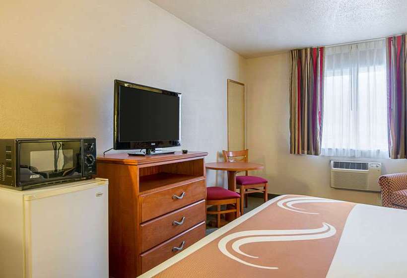 فندق Quality Inn Sidney I80