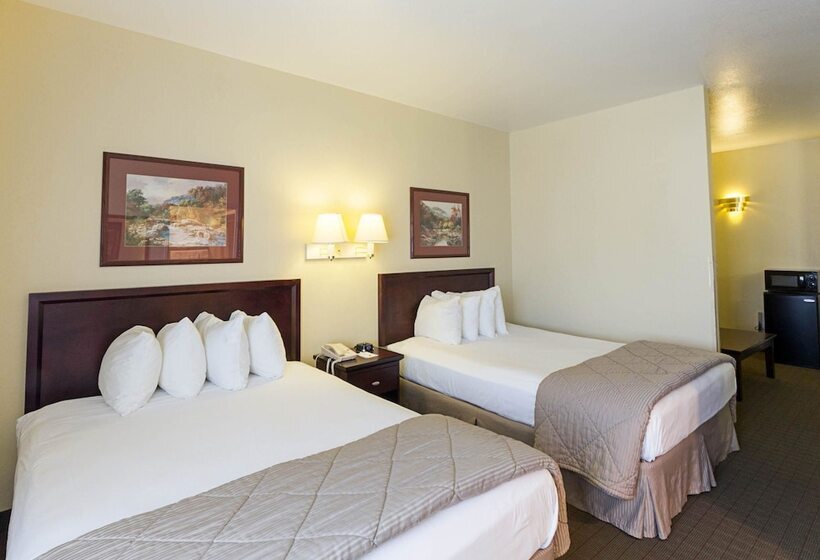 هتل Quality Inn & Suites
