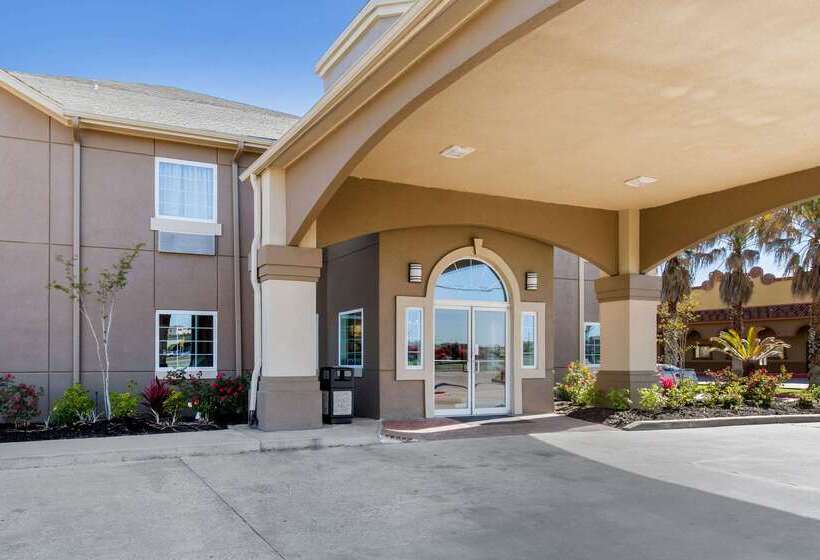 בית מלון כפרי Quality Inn & Suites Port Arthur  Nederland