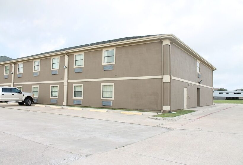 בית מלון כפרי Quality Inn & Suites Port Arthur  Nederland