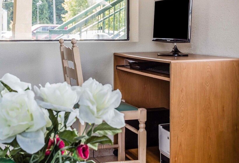 هتل Quality Inn & Suites Stockbridge Atlanta South I 75