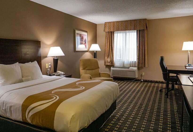 호텔 Quality Inn & Suites Watertown Near Prairie Lakes Ice Arena