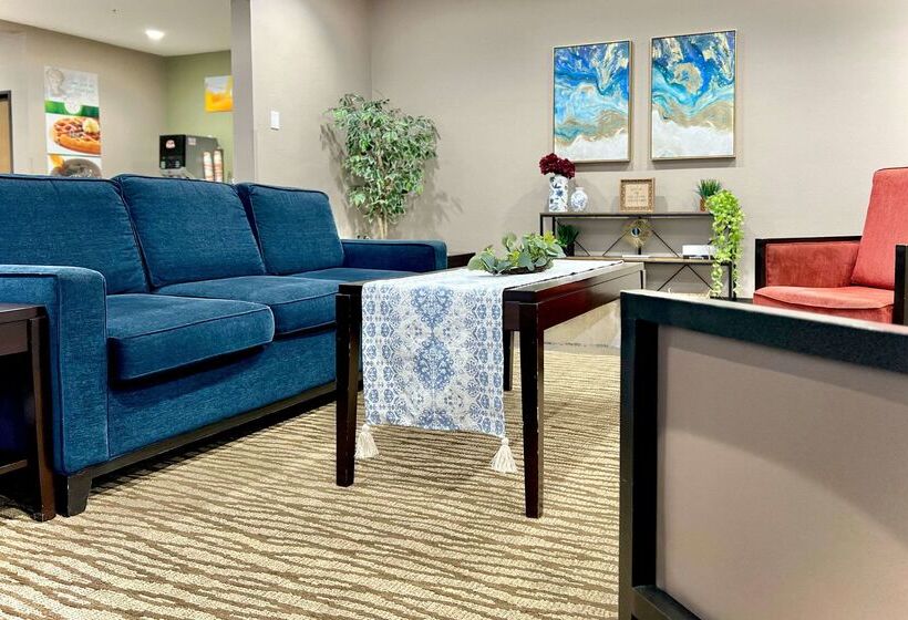 هتل Quality Inn & Suites Wisconsin Dells Downtown   Waterparks Area