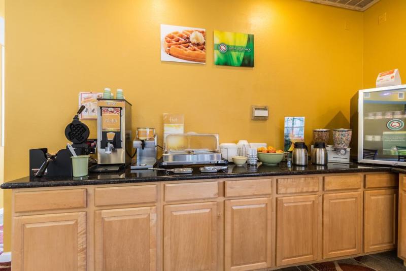 فندق Quality Inn University Near Downtown