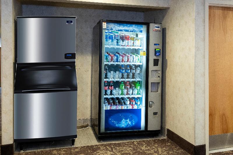 בית מלון כפרי Red Roof Inn Clifton Park