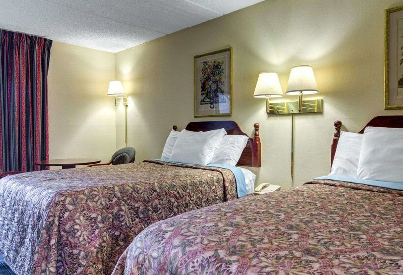 هتل Rodeway Inn Norcross