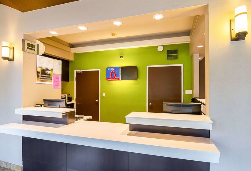 هتل Studio 6concord, Ca