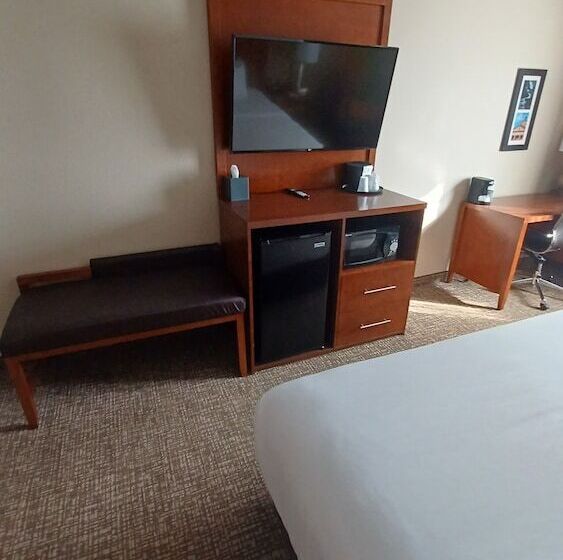 ホテル Wingate By Wyndham Pittsburgh New Stanton
