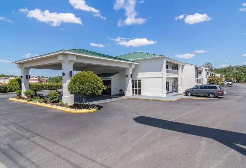 Motel 6 Waycross