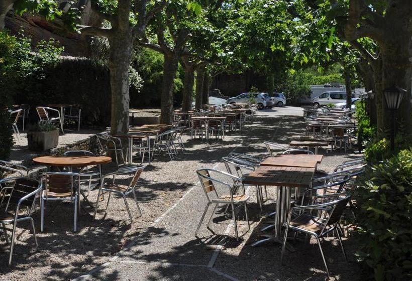 مبيت وإفطار Auberge Des Platanes