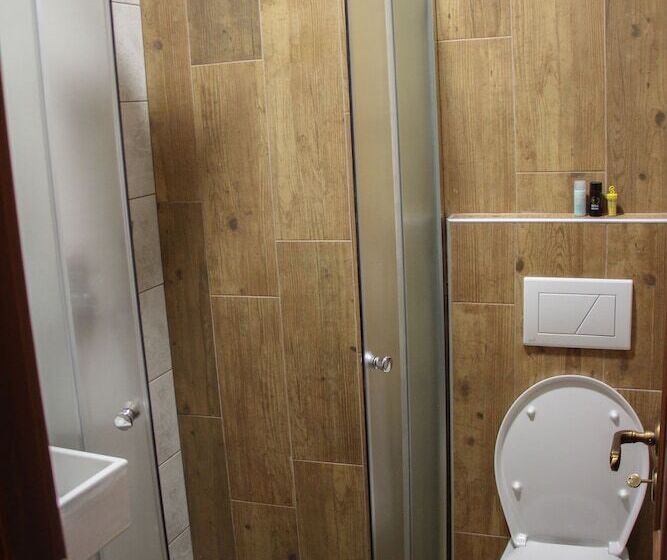 فندق 4 Rooms