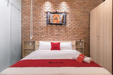 هتل Reddoorz Plus @ An Thuong 3
