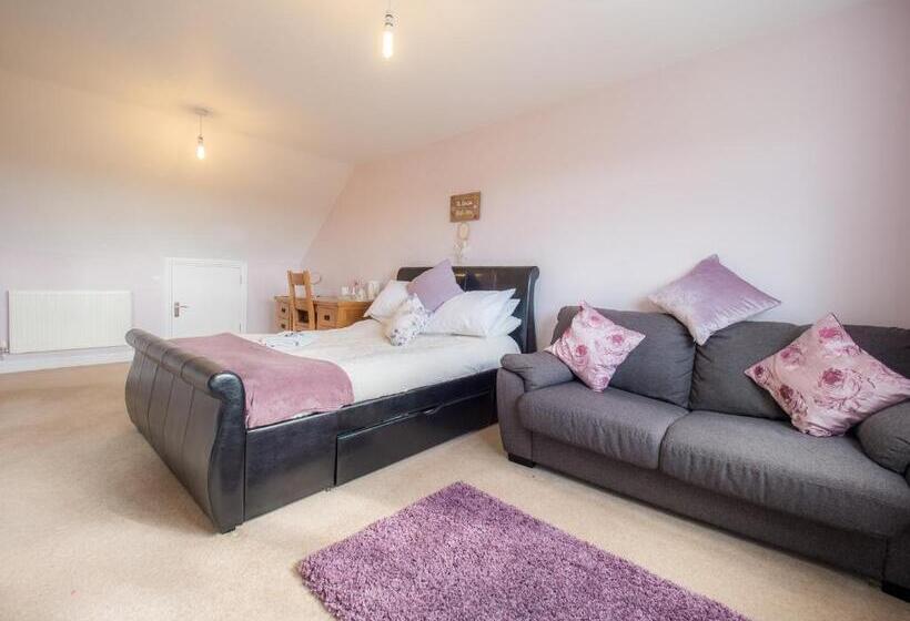 Tlc Exmouth Bed And Breakfast