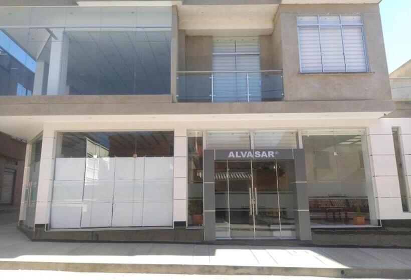 هاستل Hostal Alvasar