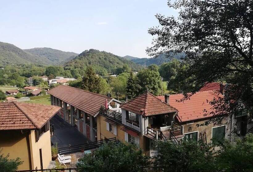住宿加早餐  Fattoria Del Pino