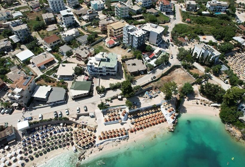 هتل Esmerald Ksamil
