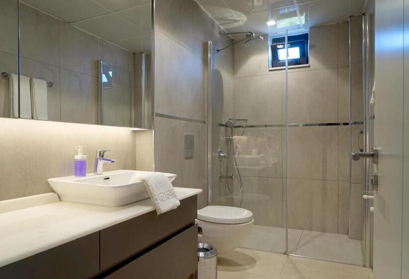 Mene Suites