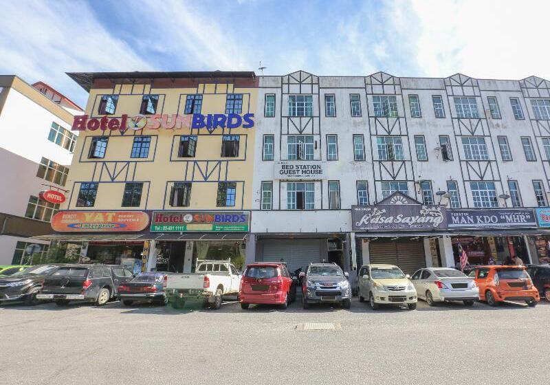پانسیون Spot On 89751 Bed Station Guest House   Hostel
