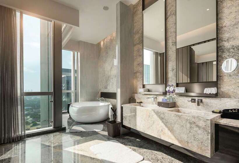 Отель Doubletree By Hilton Suzhou Wujiang