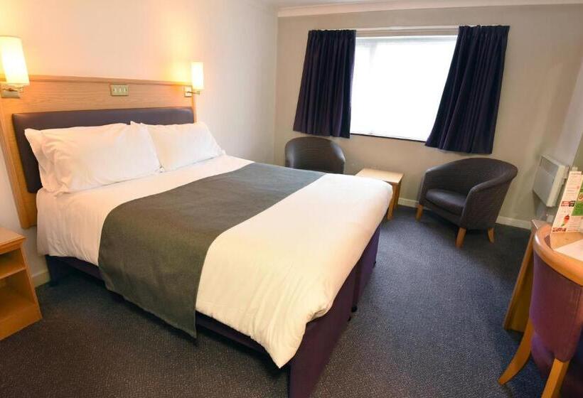 Отель Royal Oak By Greene King Inns