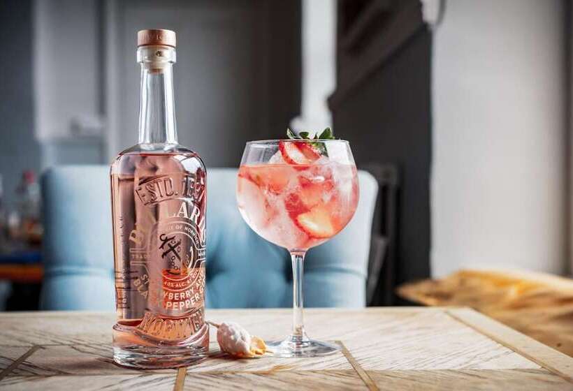 فندق The Ship Inn