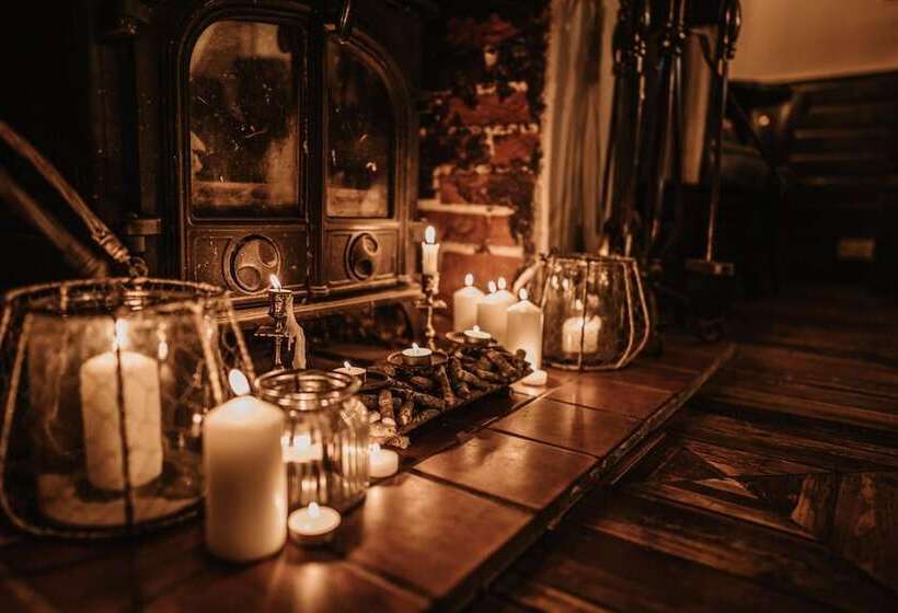 فندق The Ship Inn