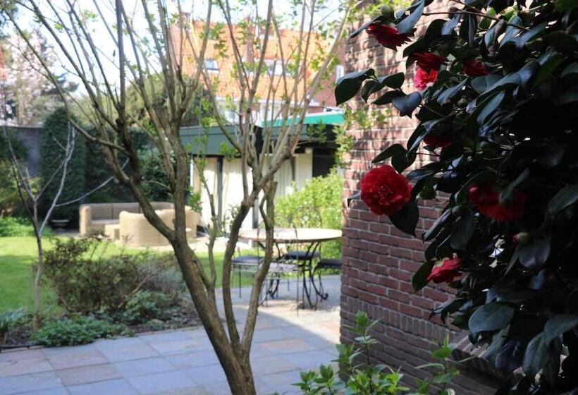 ペンション Cavalli's Cottage