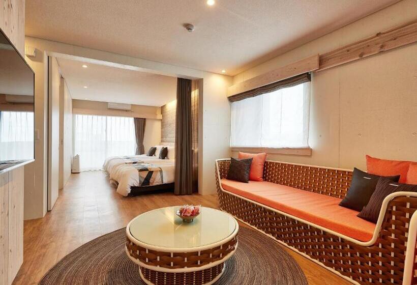 Yomitan Condhotel Nd