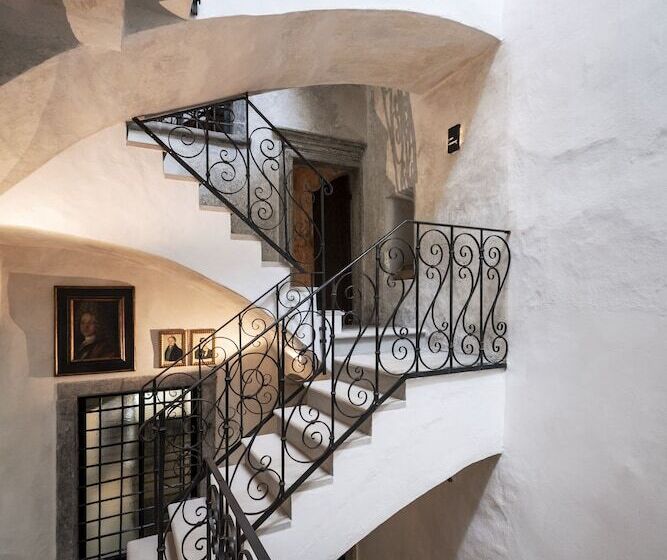تختخواب و صبحانه Goldenstern Townhouse