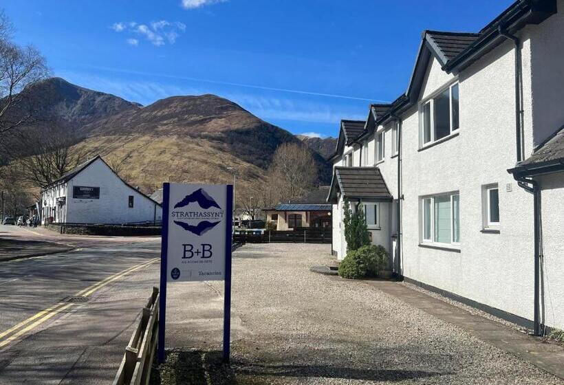 پانسیون Strathassynt Guest House