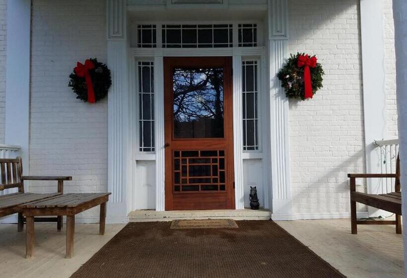 Mountain Home Bed & Breakfast