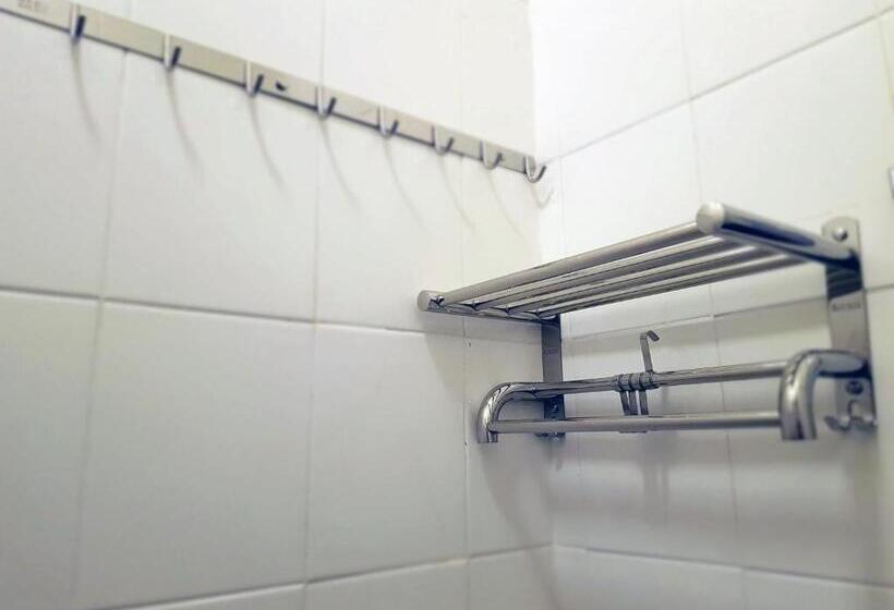 پانسیون Teruntum 96 Guesthouse