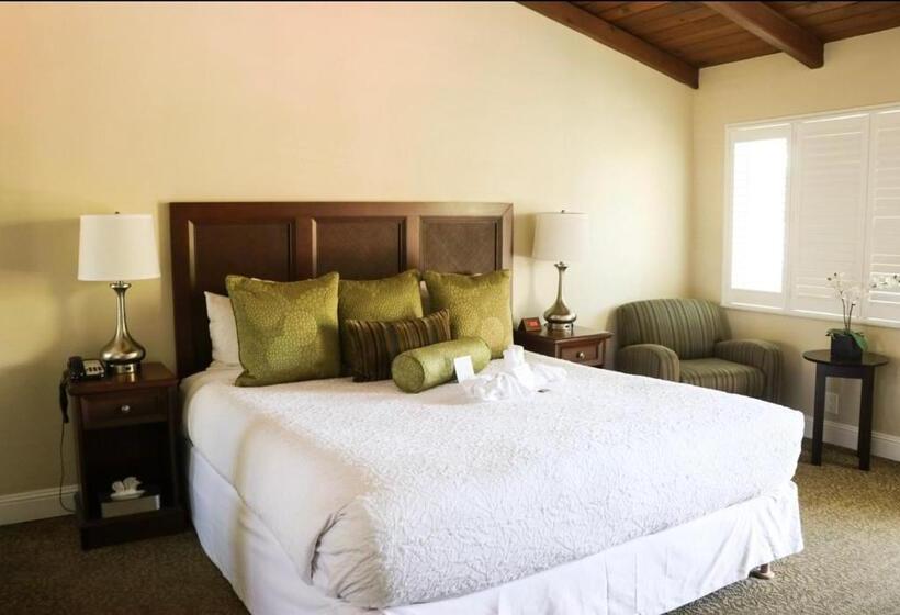 Country Inn Motel