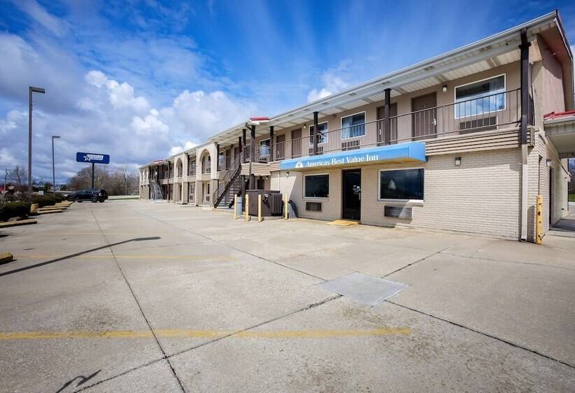 هتل Americas Best Value Inn Celina