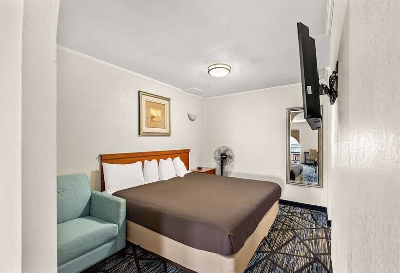 هتل Americas Best Value Inn Celina