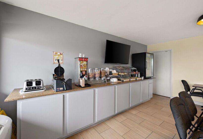 هتل Americas Best Value Inn Celina