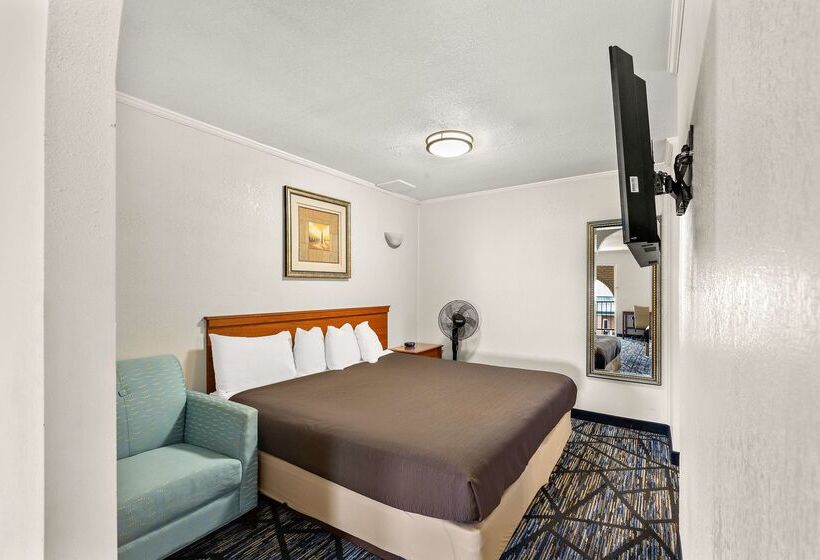 هتل Americas Best Value Inn Celina