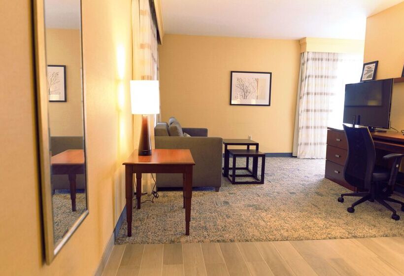 בית מלון כפרי Best Western Plus Provo University Inn