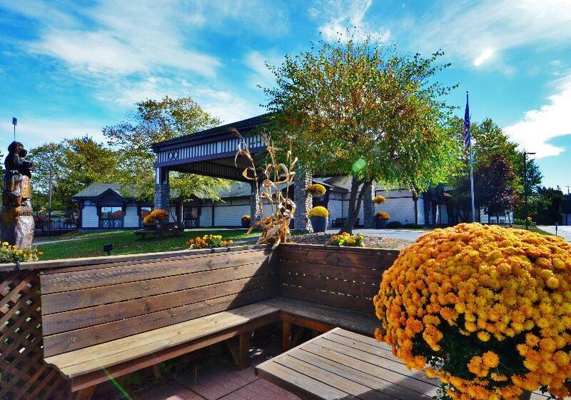 هتل Best Western Saranac Lake