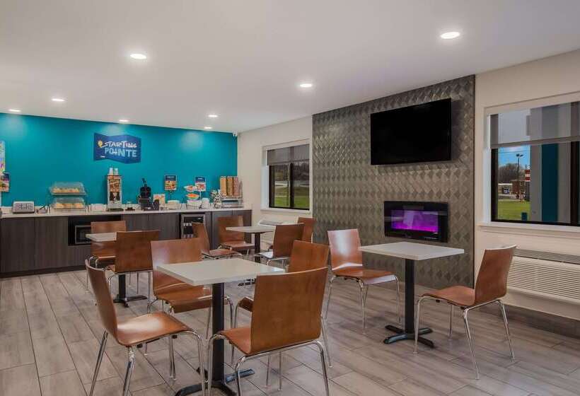 בית מלון כפרי Clarion Pointe Harrodsburgdanville